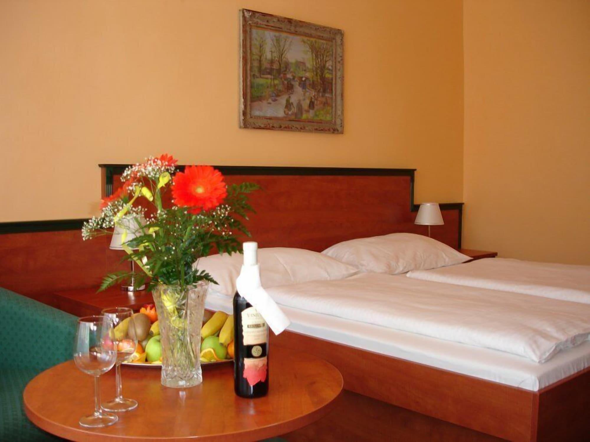 Ea Hotel Jessenius 카를로비바리 외부 사진