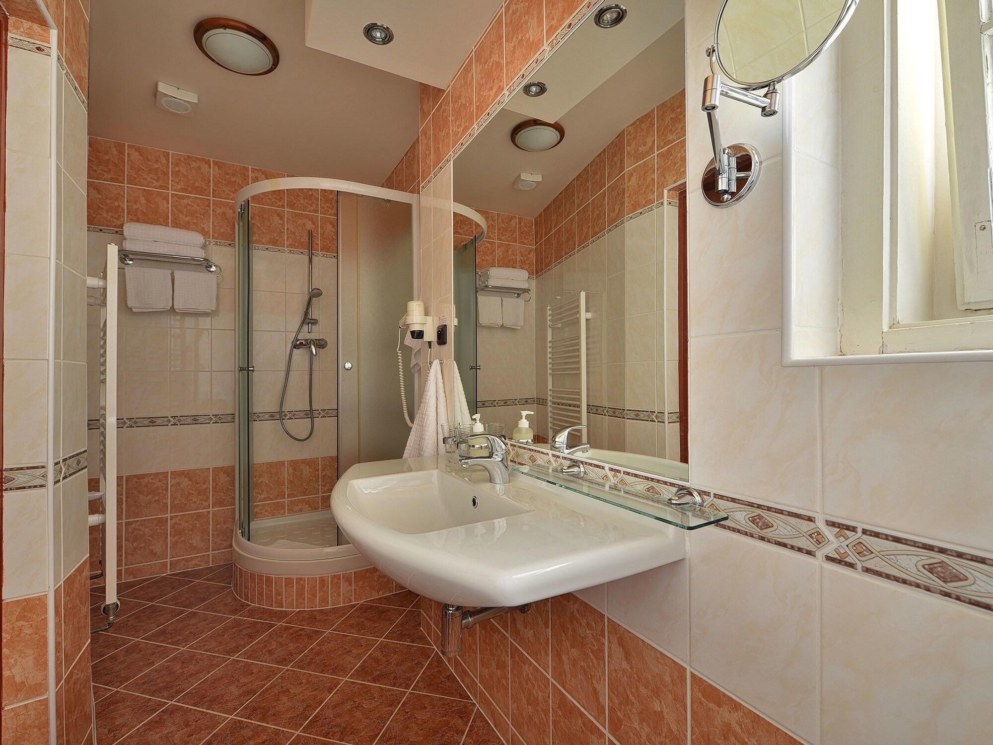 Ea Hotel Jessenius 카를로비바리 외부 사진